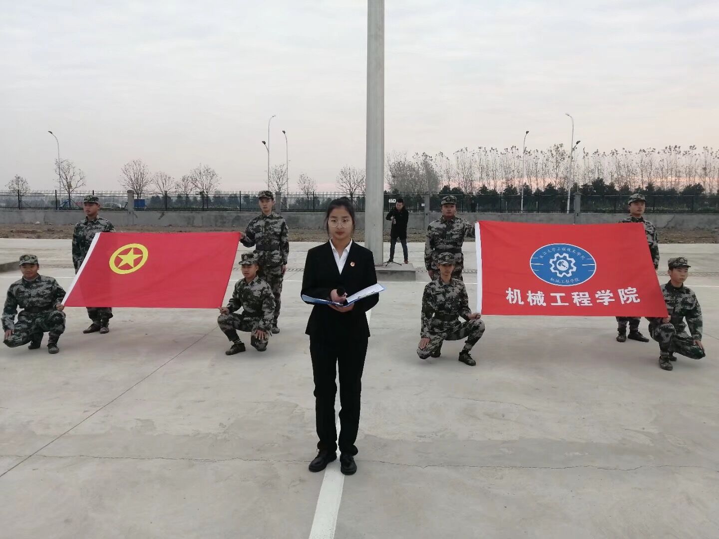 团旗下的演讲2.jpg